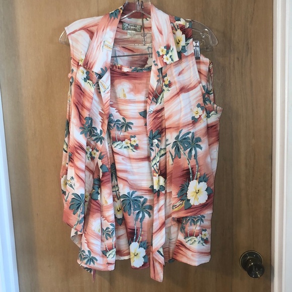 Women’s Tommy Bahama skort set - Picture 1 of 3